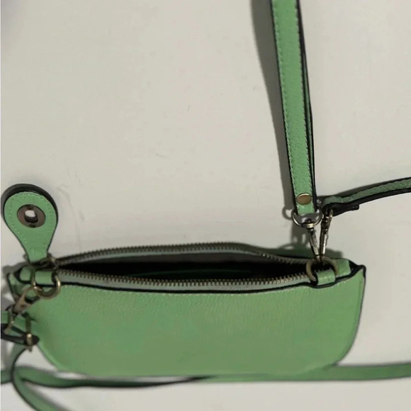 Joy Susan Lux Crossbody Wristlet light green - Picture 8 of 8